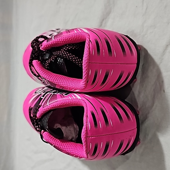 Umbro girls soccer cleats size 12k - Picture 4 of 6